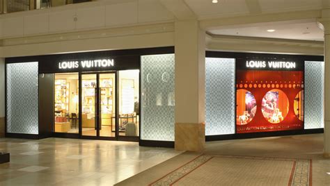 louis vuitton westchester ny.